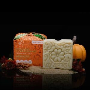 🌟 Viori Beauty: Warm Pumpkin Spice Fragrant Self-Care Sugar Scrub Body Bar!